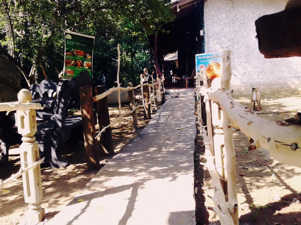 Bluesky Guest House Dambulla Exterior photo